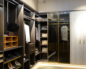 整体衣柜的清洁与保养